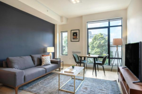 Hayes Valley Studio w Rooftop WD 1 min to BART SFO-108